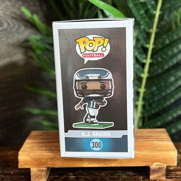 Funko Pop! NFL Philadelphia Eagles A.J. Brown #300 Vinyl Figure. New in box! - Picture 6 of 10
